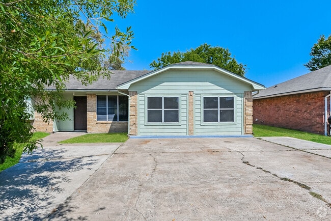 Building Photo - 7126 Kings Dr Rental