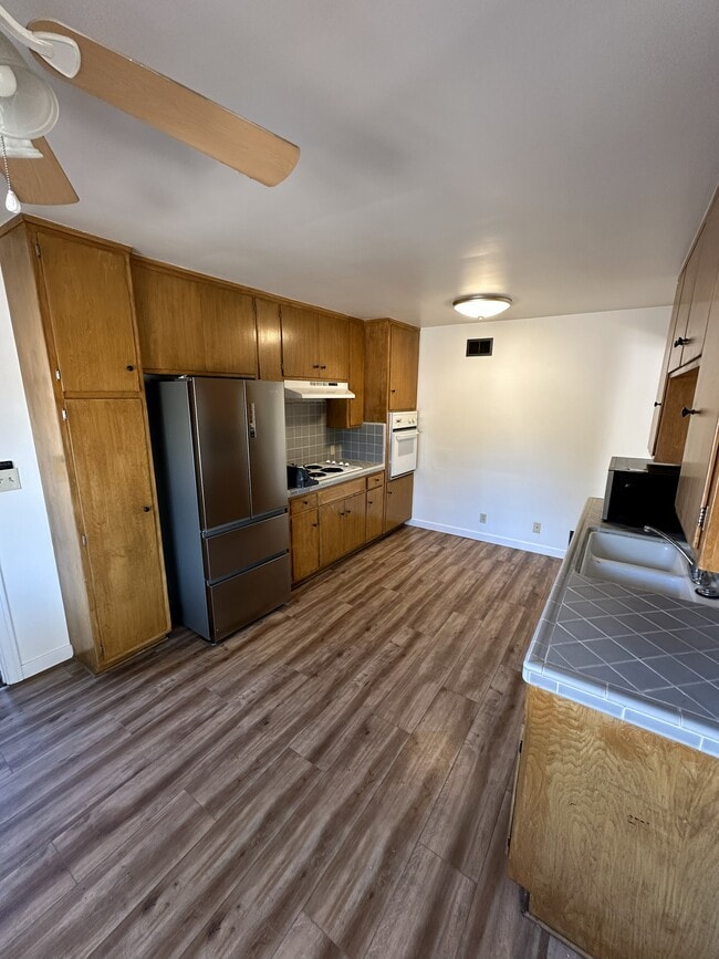 Photo - 1160 Chestnut St Unidad 1160