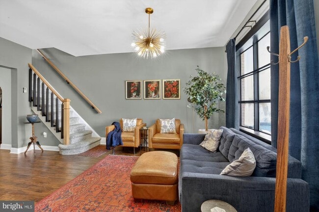 Building Photo - 4315 Lauriston St