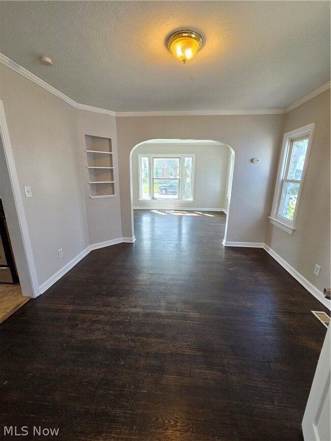 Photo - 3757 Grosvenor Rd