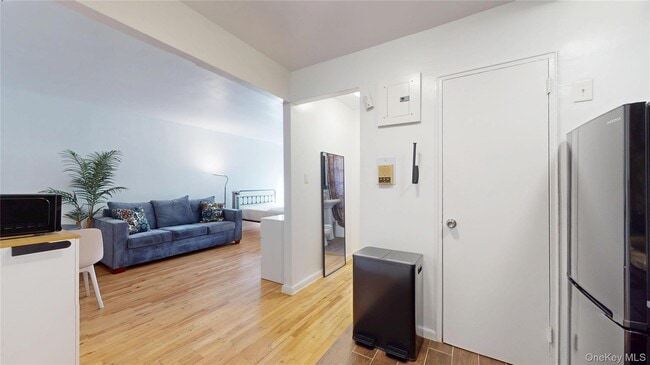 Photo - 84-50 169th St Unit 319