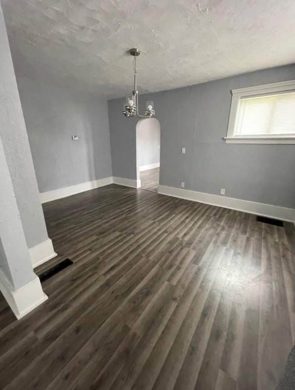 Photo - 127 Ash Ave Unidad Front