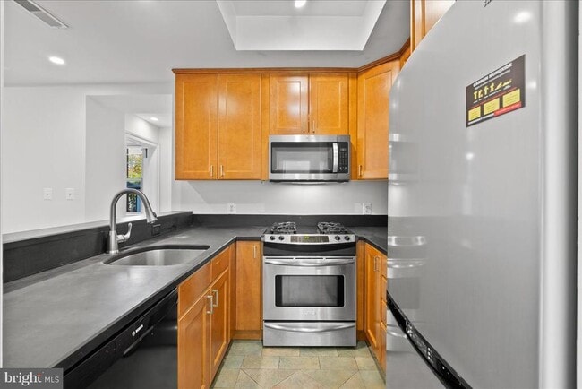 Building Photo - 3220 17th St NW Unit 106
