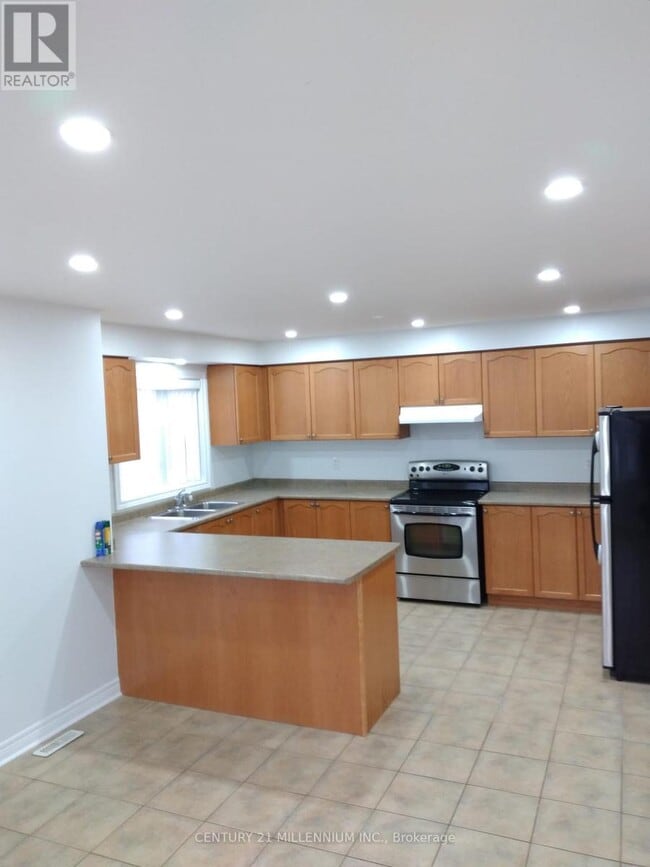 Photo - 23 Pefferlaw Cir