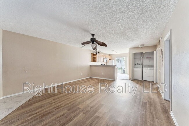 Photo - 3651 N Goldenrod Rd Unidad Apt C110