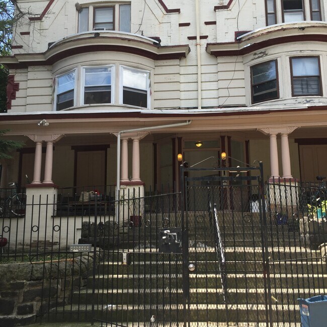 Photo - 1108 S 47th St