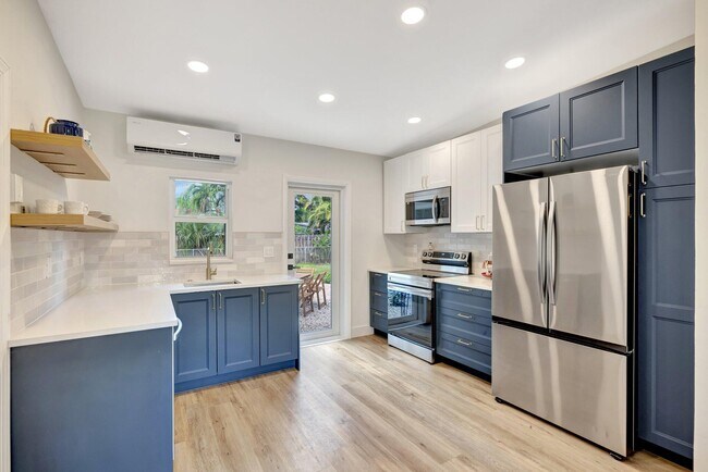 Photo - 1721 SW 13th St House