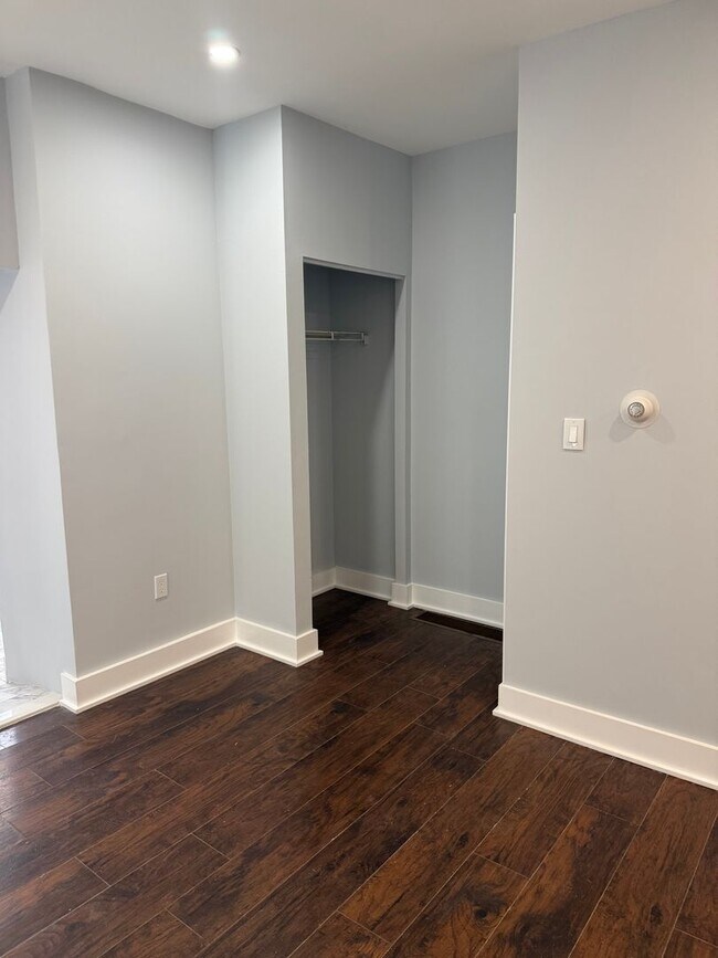 Photo - Charming 2-Bedroom Home in Port Richmond Available For Rent!