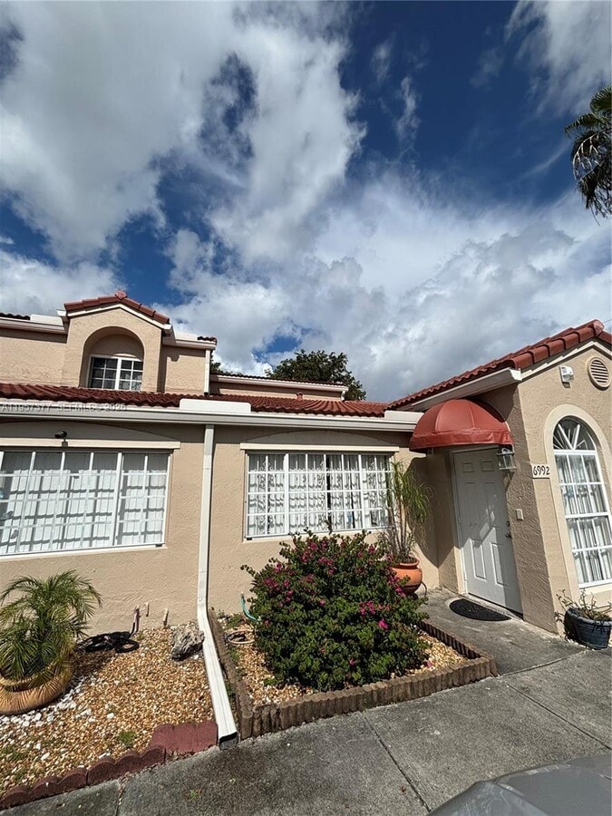 Photo - 6992 NW 166 Terrace