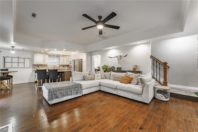 Photo - 6125 W Pleasant Pl