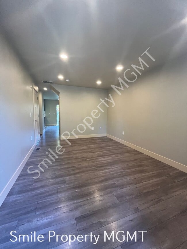 Photo - 5938 SE 136th Ave