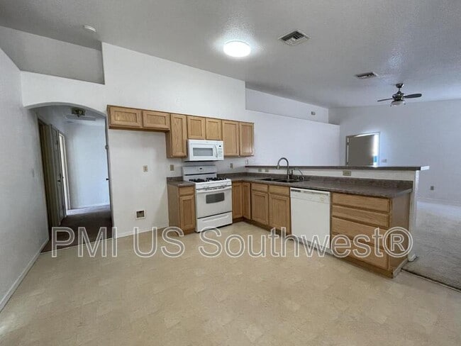 Photo - 2366 Parkside Dr