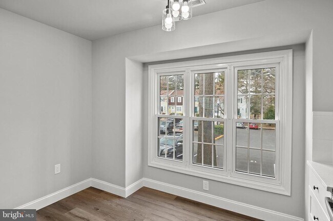 Photo - 1515 Marlborough Ct