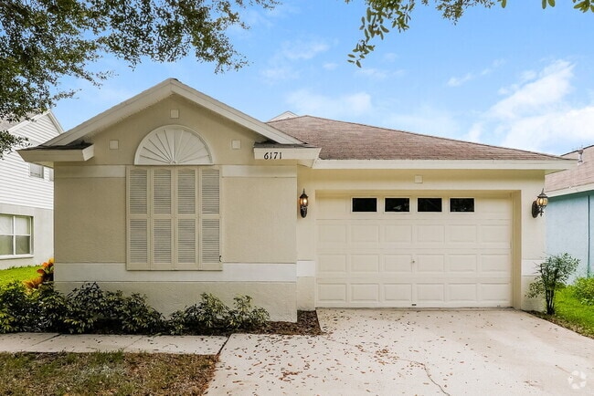 Building Photo - 6171 Skylarkcrest Dr Rental