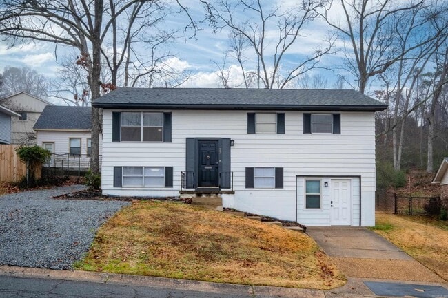 Photo - 73 White Oak Ln House