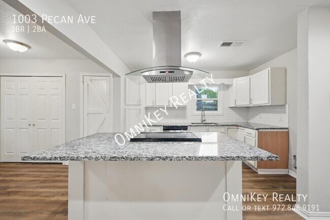 Photo - 1003 Pecan Ave