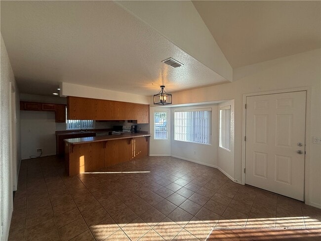 Photo - 2855 N Central St