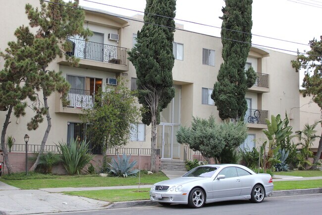 Photo - 1259 Ardmore N Ave Unit 207