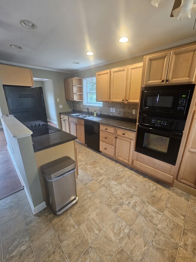 Photo - 29295 Corbin Pkwy