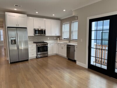 Building Photo - 283 Lamartine St Unit 2