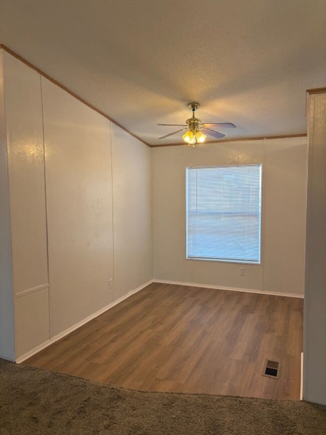 Photo - Cozy 3-Bedroom, 2-Bath Mobile home in a Great Location