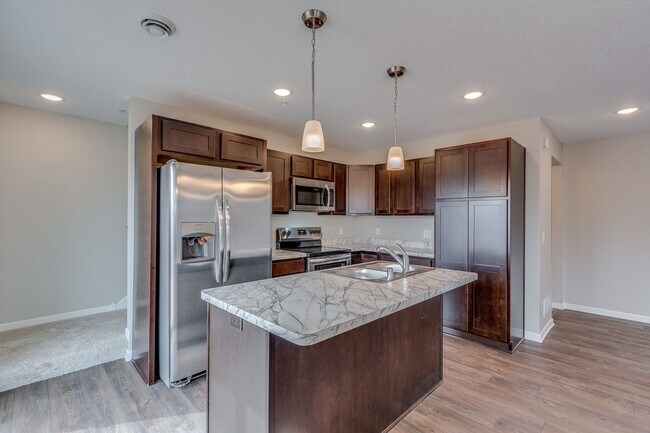 Townhome for RENT 3bd 3ba 2car garage July 01 - Townhome for RENT 3bd 3ba 2car garage July 01