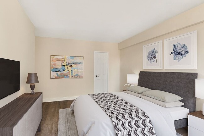 Photo - 875 Morrison Ave