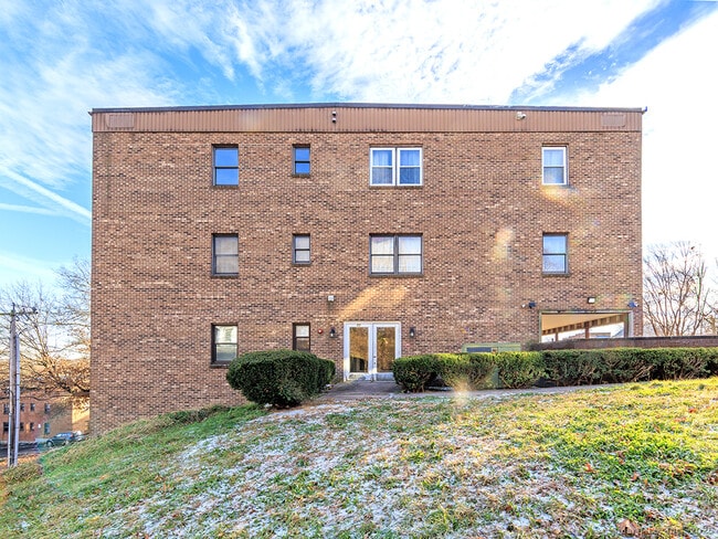 Photo - 50 Long St Unit APT 5