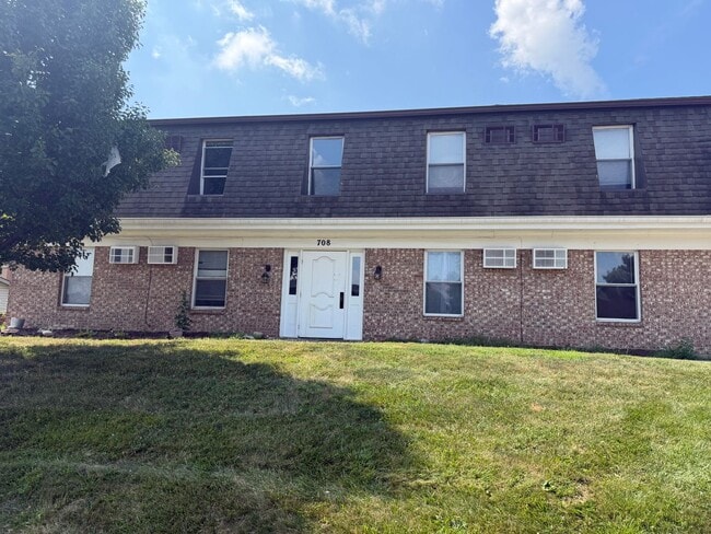 Building Photo - 708 Green Feather Ct Unit 3