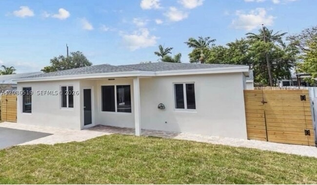 Building Photo - 211 NW 51st St