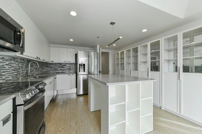 Photo - 220 Boylston St Unit 8010