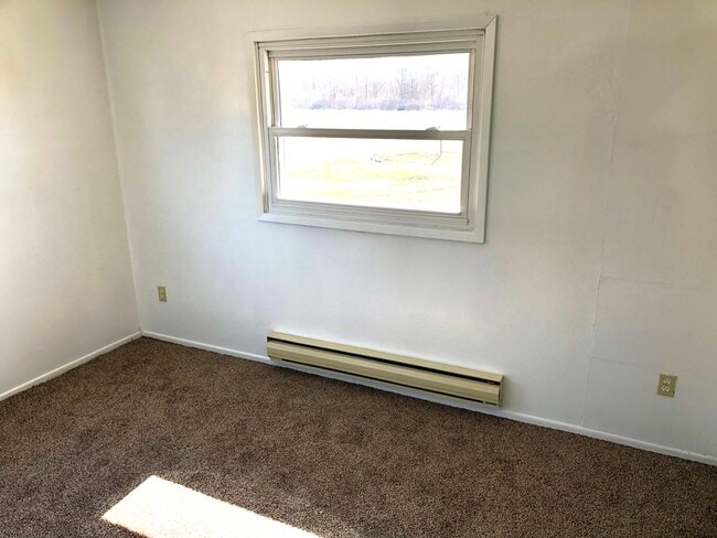 Photo - 134-136 Fauber Ln