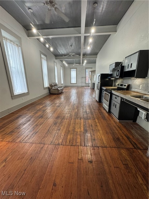 Photo - 616 Main St Apartment Unit 3B