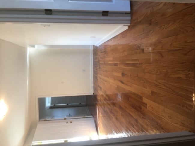 Photo - 1002 Main St Unidad 1 - Front Apartment