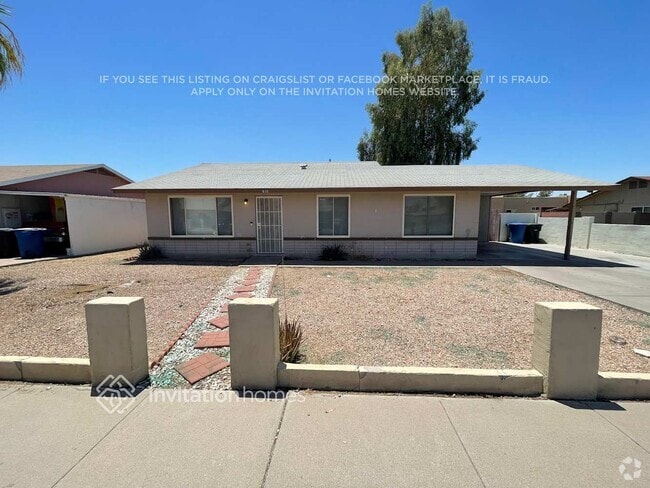 Building Photo - 615 E Laredo St Rental