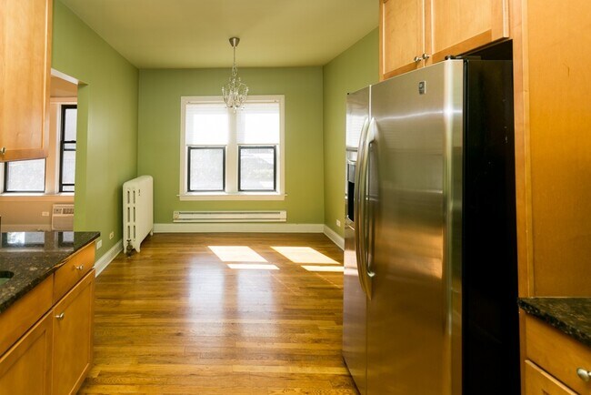 Photo - 736 W Addison St Unidad A09W