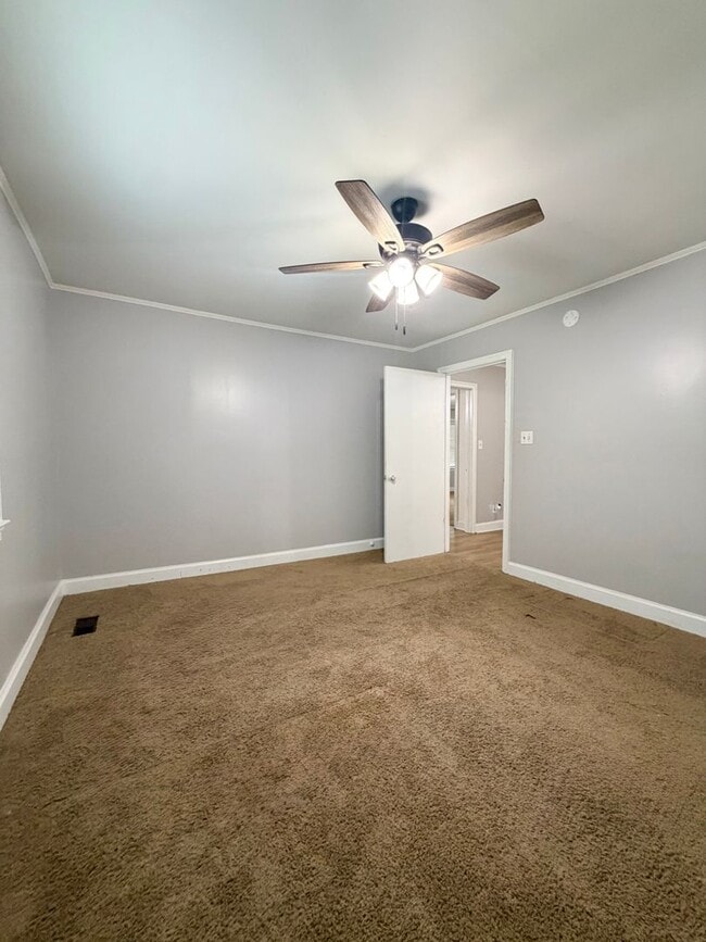 Photo - 2 Bed 1 Bathroom on 1 Acre of Land