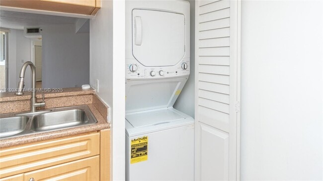 Photo - 102 SW 6th Ave Unit 401