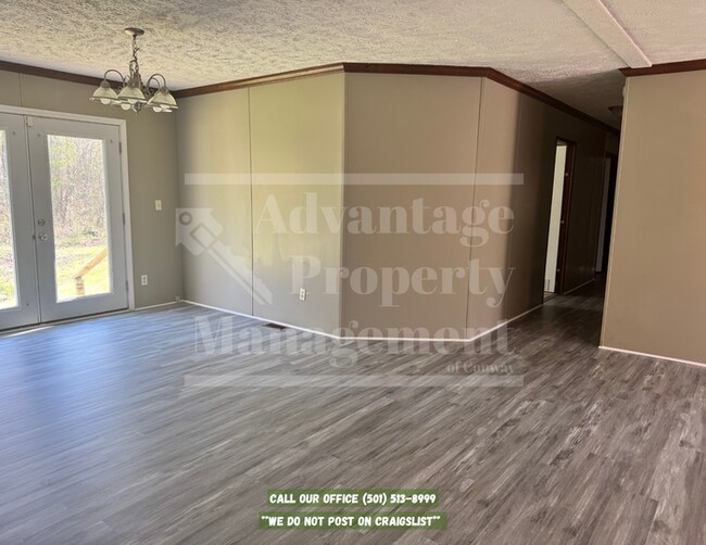 Photo - Perfect for Families: Spacious 5-Bedroom Home in Greenbrier!