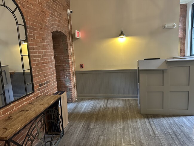 Photo - 25 Grand St Unidad 104