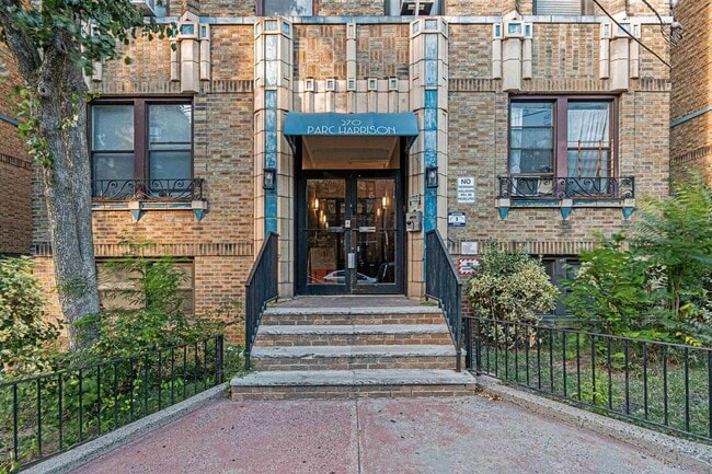 Photo - 270 Harrison Ave Unit 207