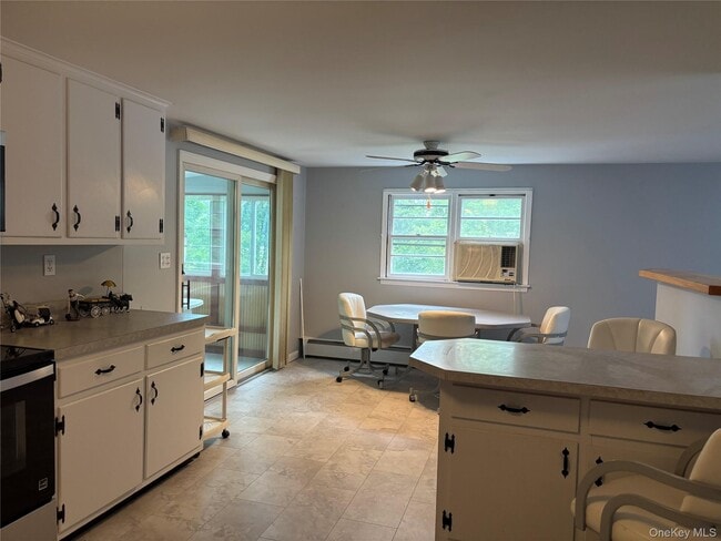 Photo - 239 Vineyard Ave