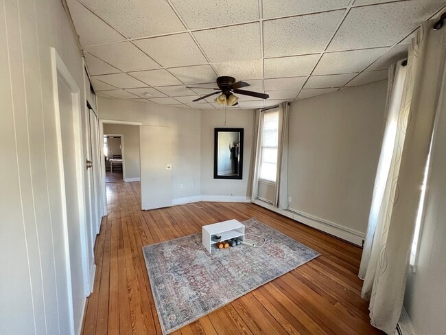 Photo - 4319 Bergen Turnpike