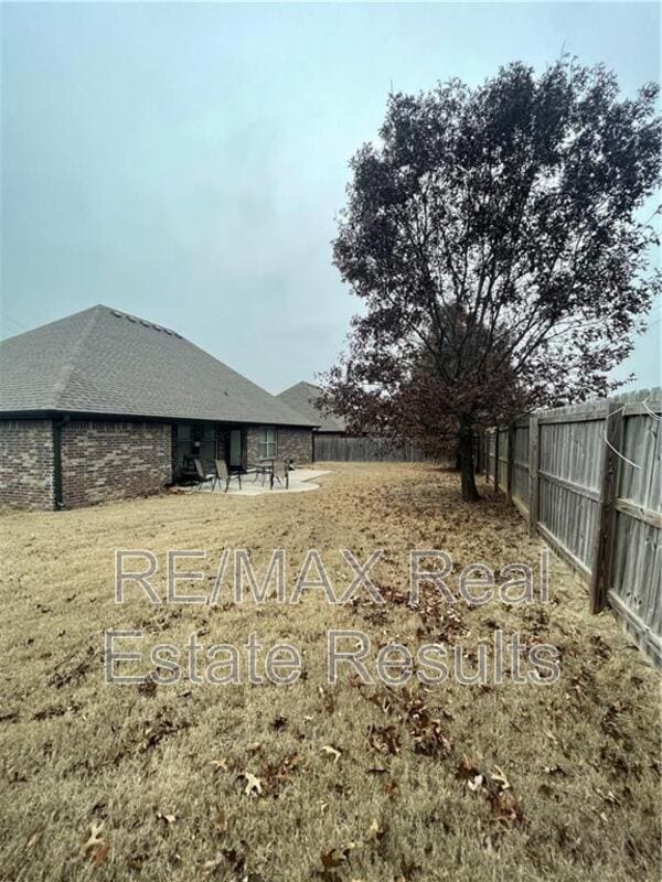 Photo - 905 SW Vangough Rd