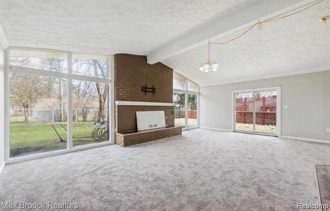 Photo - 40960 W 10 Mile Rd