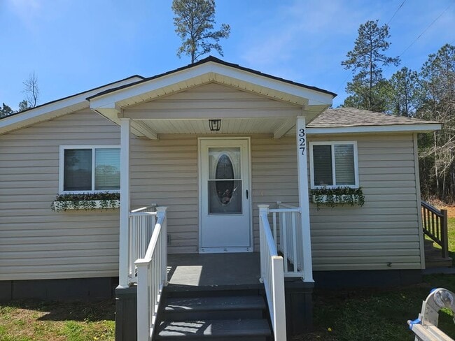 Building Photo - 327 Buck Shoals Rd Rental