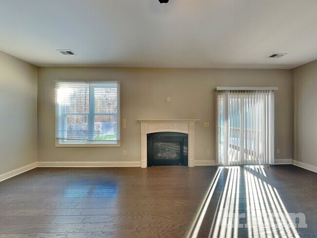 Photo - 30 Prospectus Ln