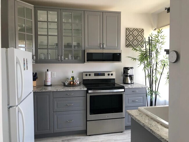 Photo - 62 W Culver St