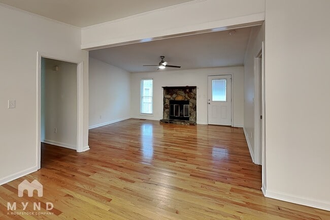 Photo - 7954 Tiburon Cir
