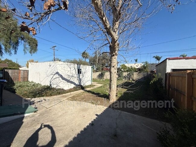 1201 S Van Ness Ave